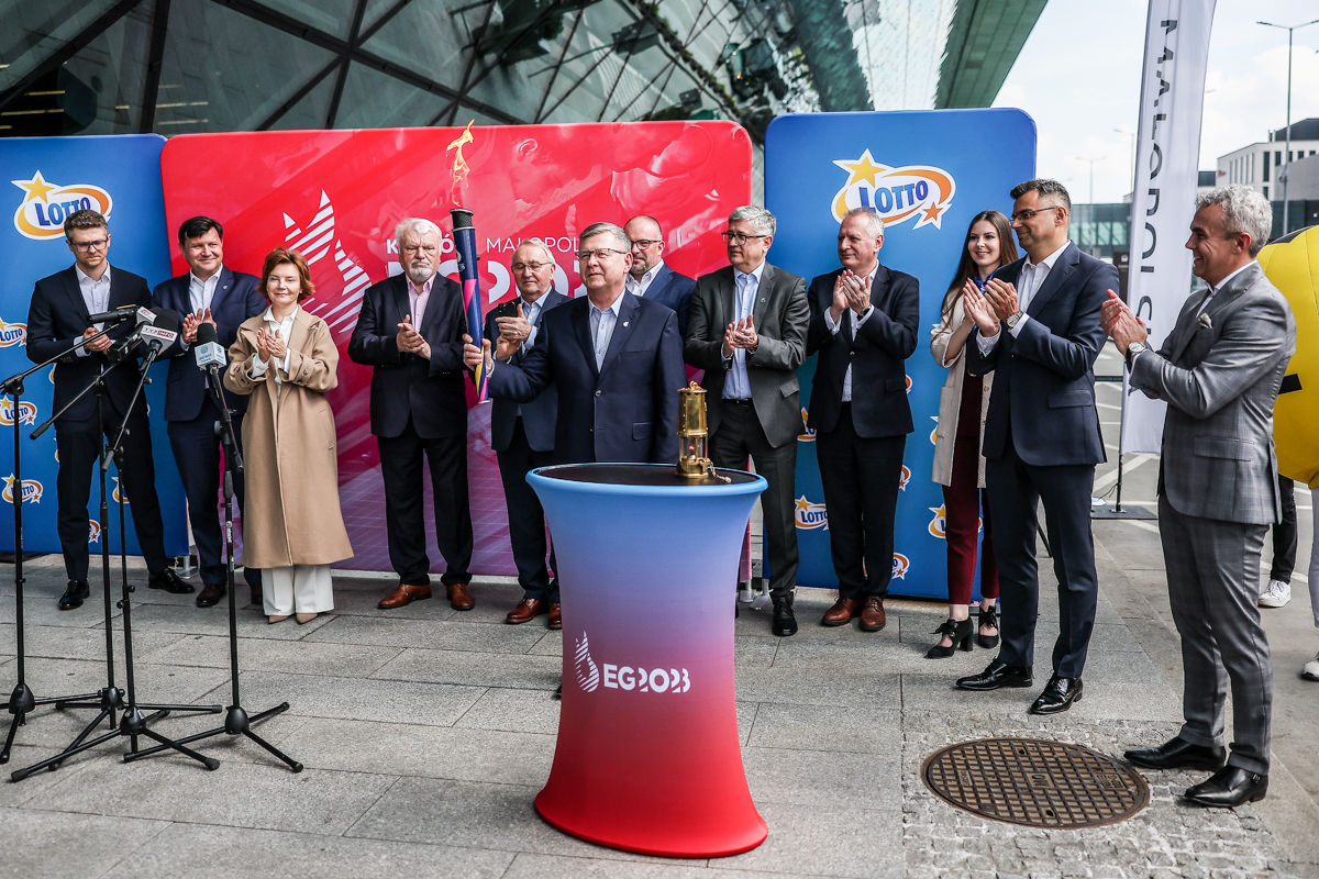 The Flame of Peace has arrived in Krakow. LOTTO as the Main Partner of the European Games