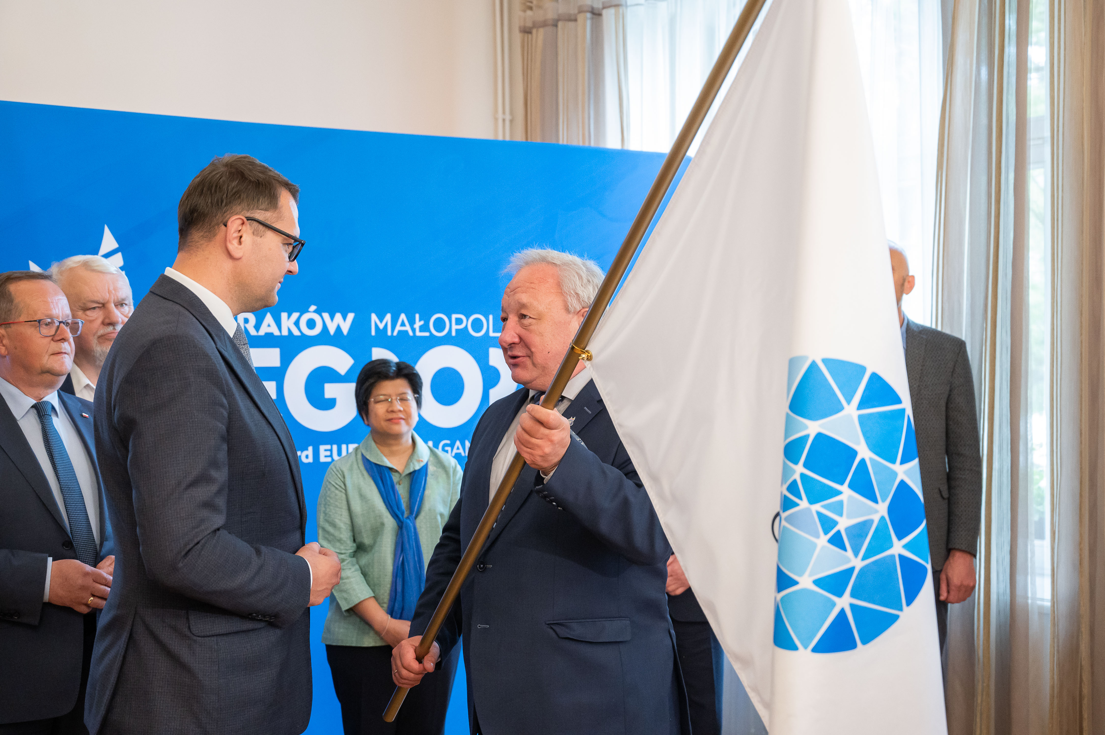 Myślenice z flagą Igrzysk Europejskich Kraków – Małopolska 2023