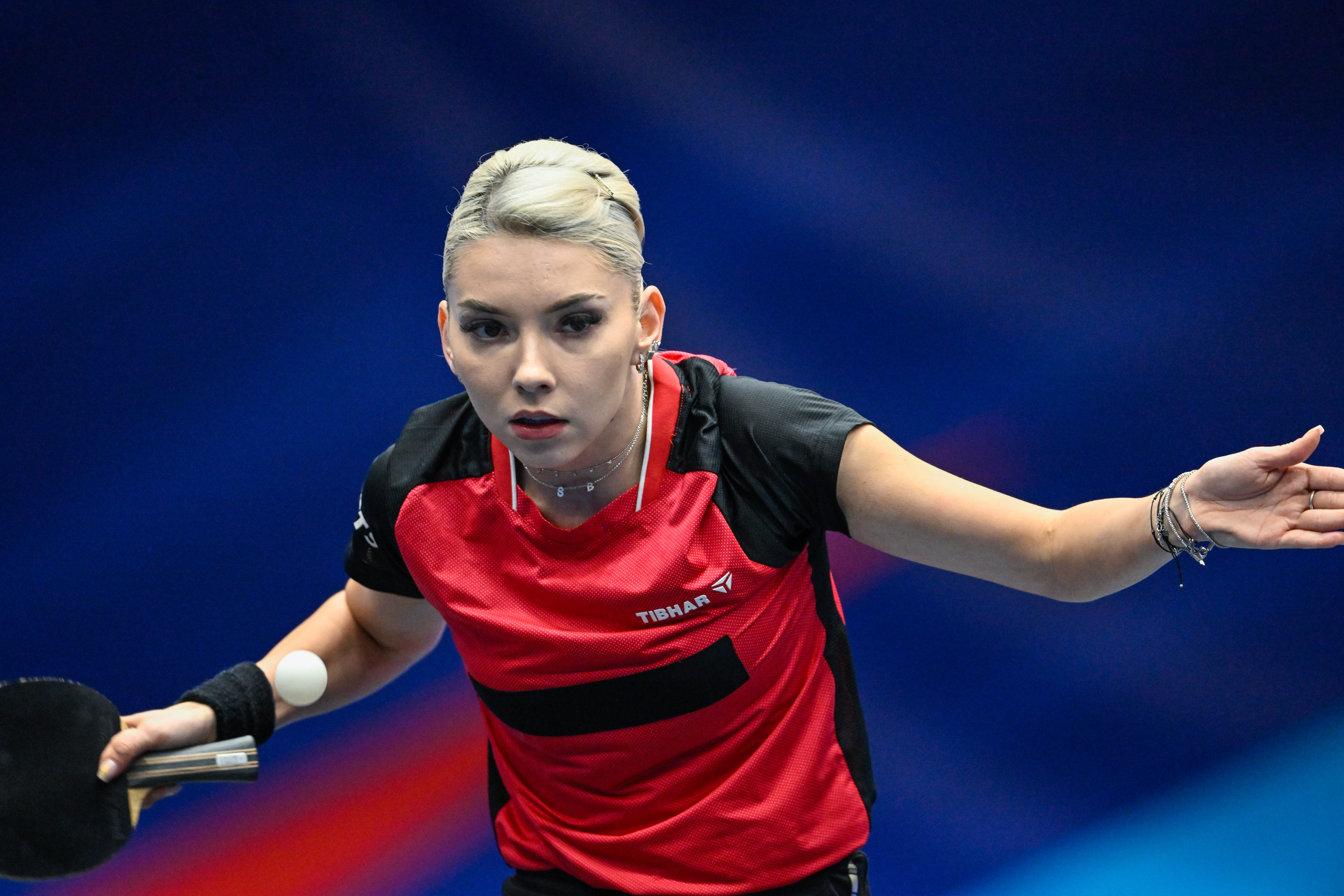 Bernardette SZOCS z Rumunii zdobyła złoty medal w turnieju indywidualnym tenisistek stołowych
