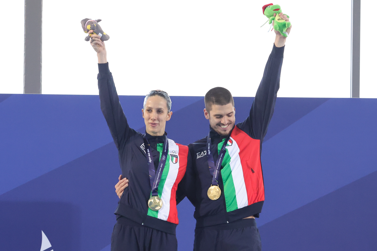 Włoski duet triumfuje w pierwszym z finałów w pływaniu artystycznym 
