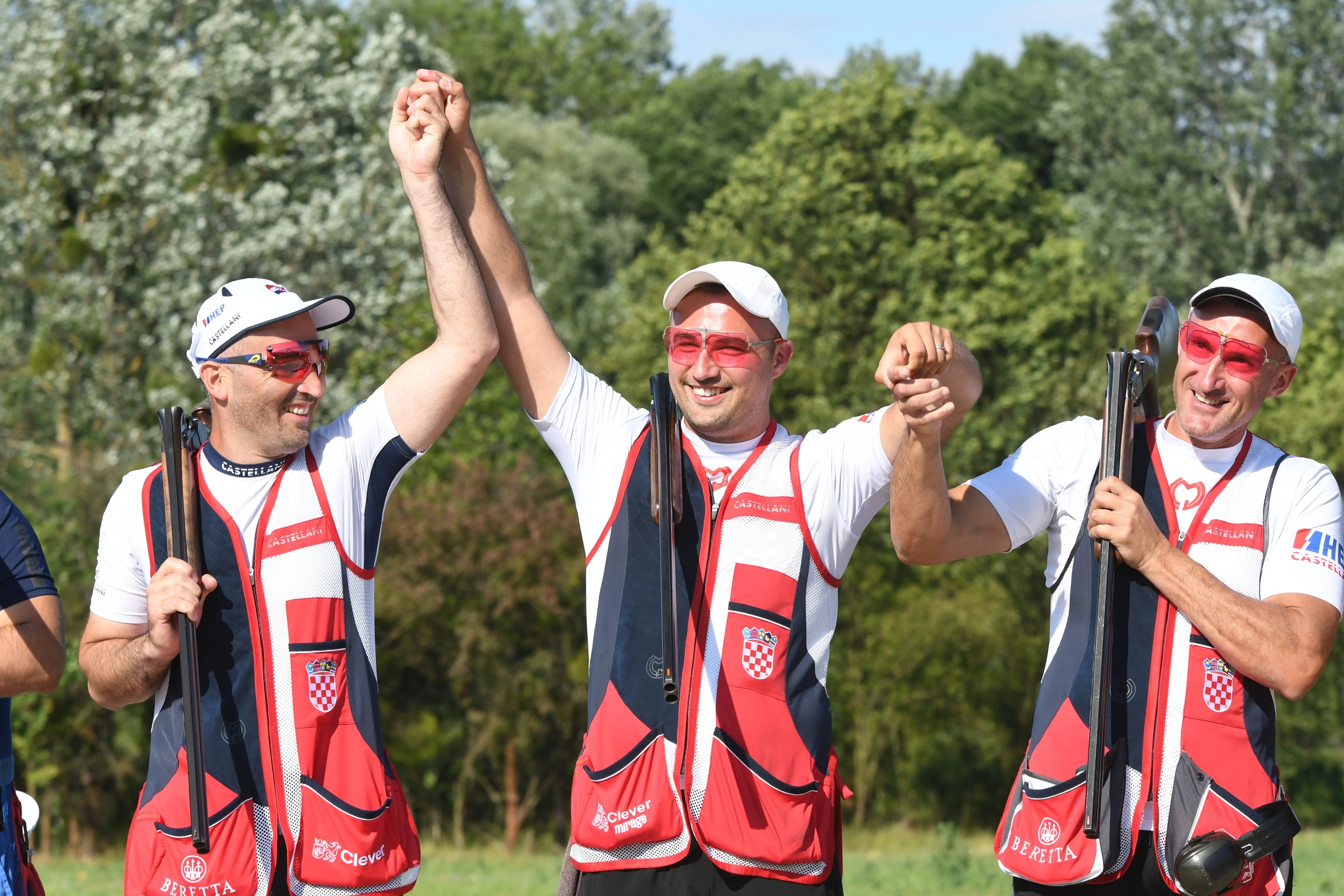 The last medalists in sport shooting. Italians and Croats won